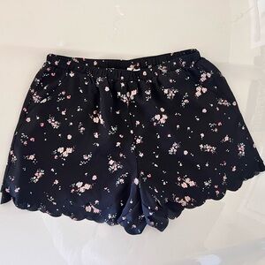 Lauren Conrad Black Floral Scalloped Hem Shorts